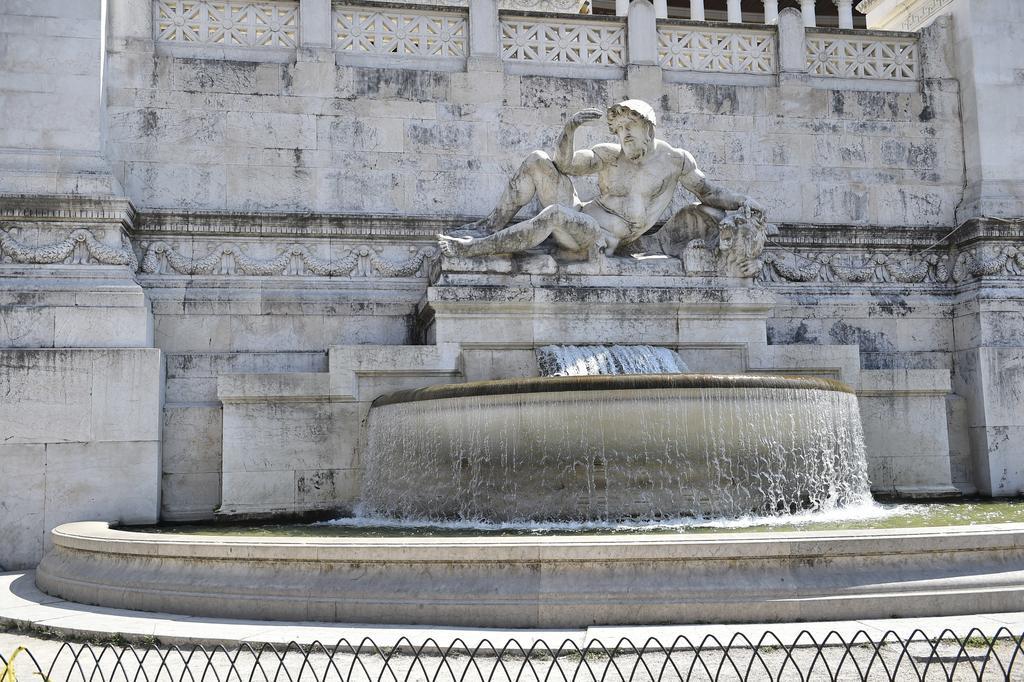 Al Centro Storico Di 3* Rome
